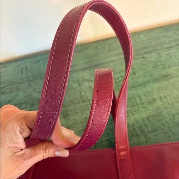Matt & Nat Burgundy Tote Bag - Picture 4 of 6